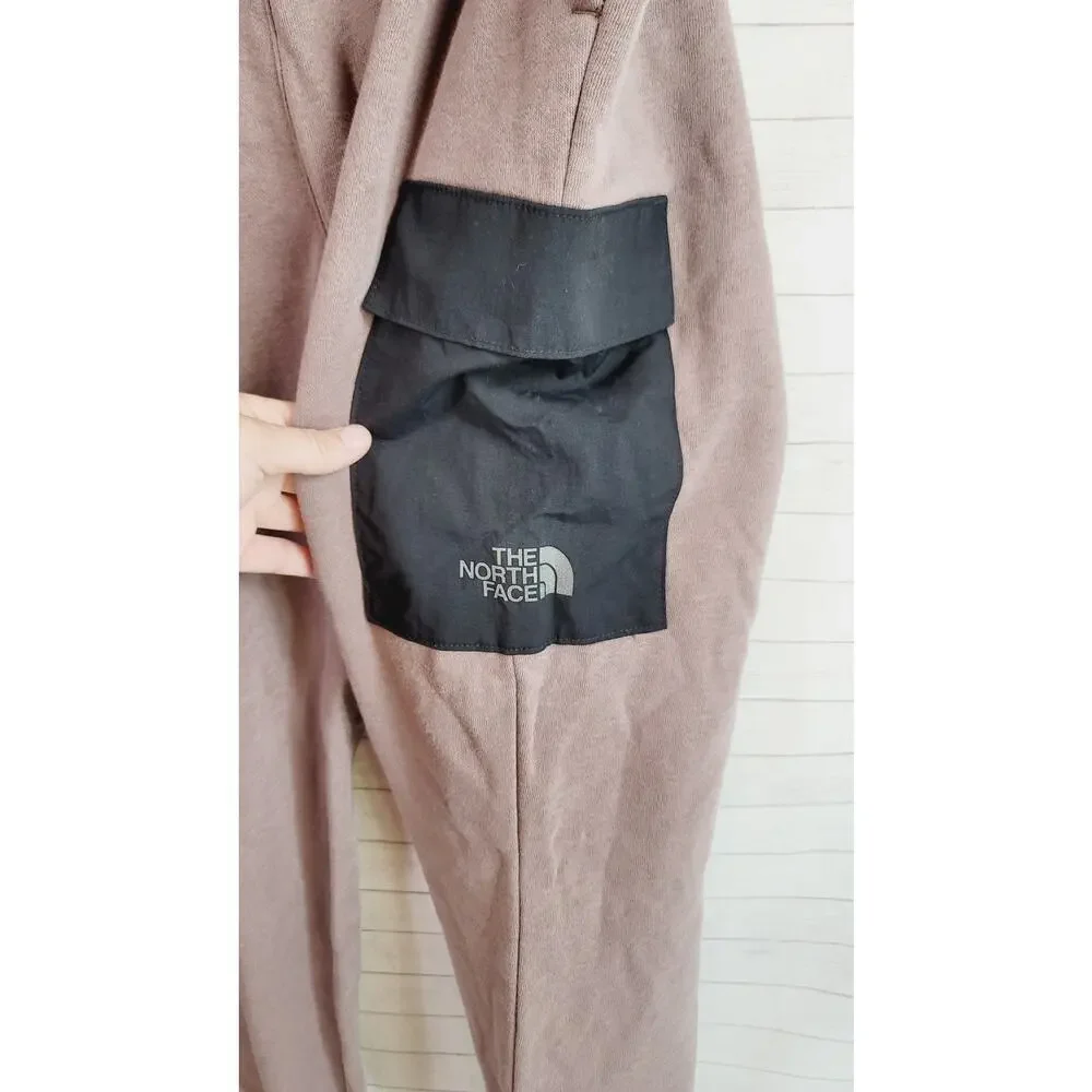 THE NORTH FACE CARGO COORDINATING JOGGER IN DEEP TAUPE/NF BLACK, SZ MEDIUM